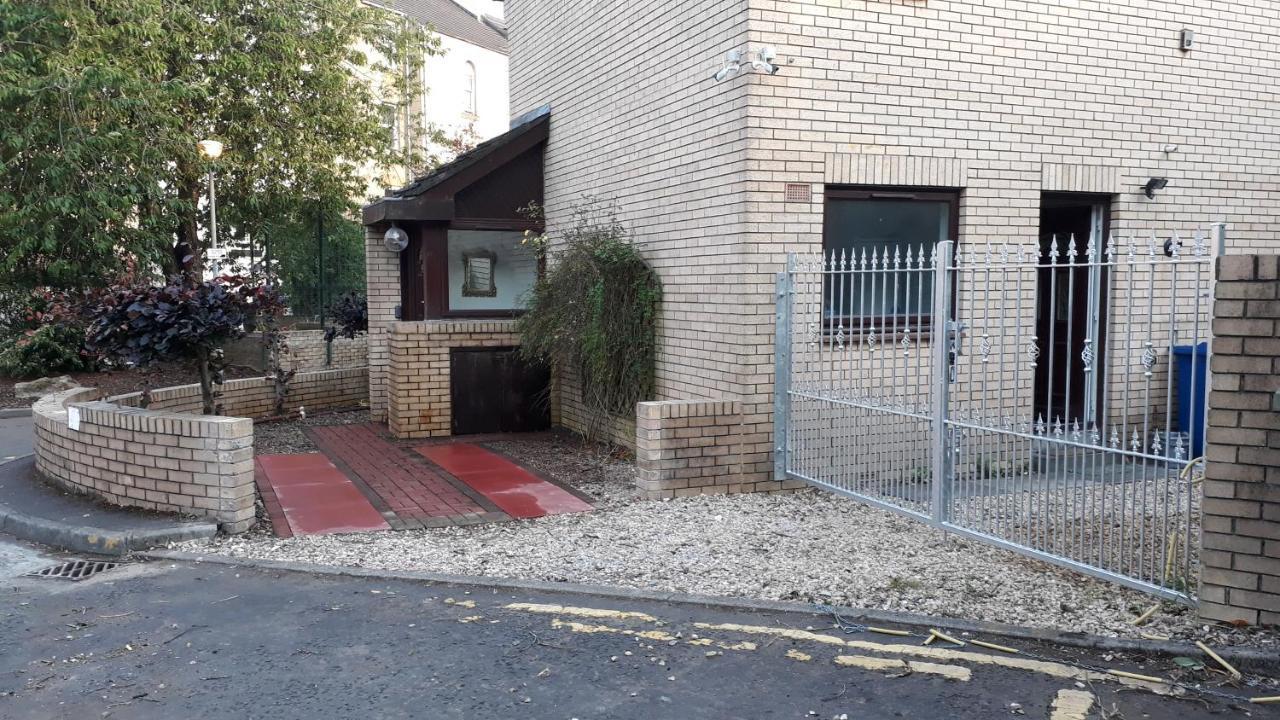 Villa Bright City Centre House - Private Garden & Parking! Glasgow Exterior foto